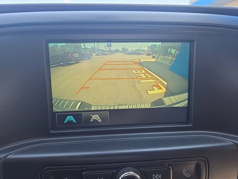 Used 2018 Chevrolet Silverado 1500 W/T w/ WT Convenience Package AWD/4WD image 9