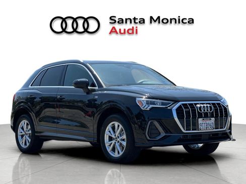 Used 2025 Audi Q3 2.0T Premium w/ Convenience Package AWD/4WD image 9