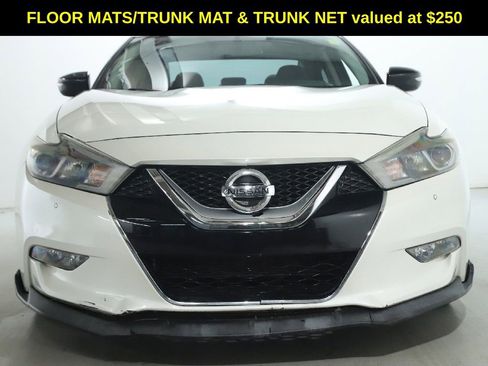 Used 2017 Nissan Maxima 3.5 SV w/ Interior Lighting Package image 6
