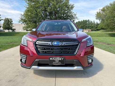 Used 2022 Subaru Forester Touring w/ Popular Package #2 AWD/4WD image 9