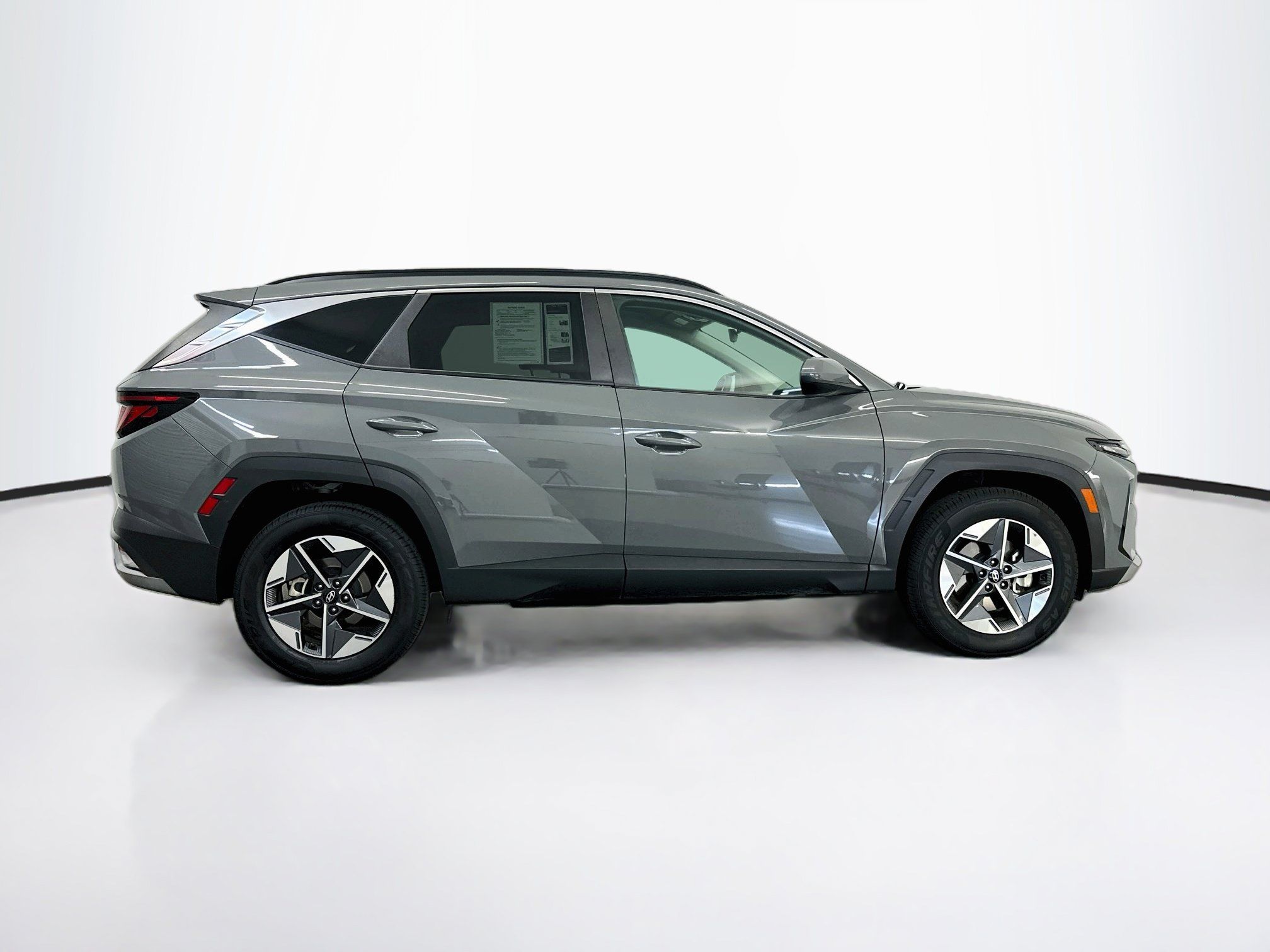 Used 2025 Hyundai Tucson SEL AWD/4WD image 10