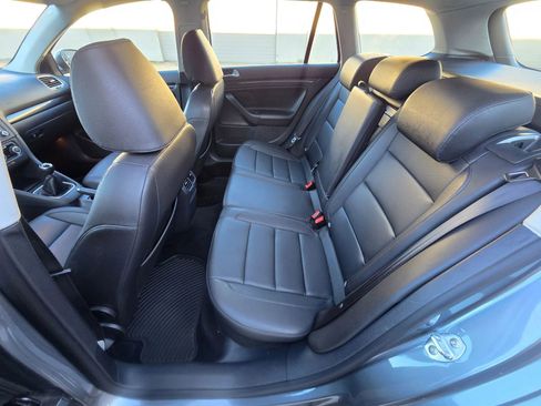 Used 2010 Volkswagen Jetta TDI image 15