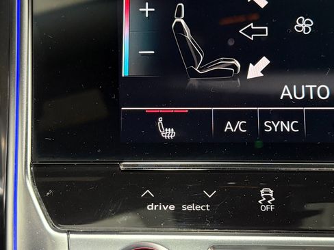 Used 2022 Audi S7 Premium Plus w/ S Sport Package image 28