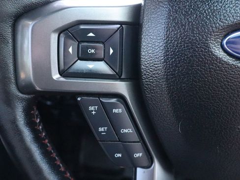 Used 2018 Ford F150 Lariat w/ Equipment Group 502A Luxury AWD/4WD image 30