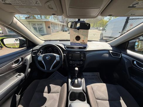 Used 2016 Nissan Rogue S AWD/4WD image 21