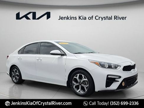 Used 2021 Kia Forte LXS FWD image 2