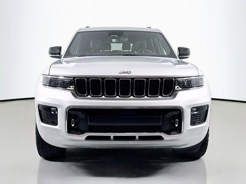 Used 2021 Jeep Grand Cherokee L Overland image 2