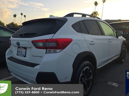 Used 2023 Subaru Crosstrek 2.0i Premium image 5