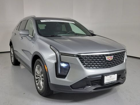 Certified 2024 Cadillac XT4 Premium Luxury AWD/4WD image 1