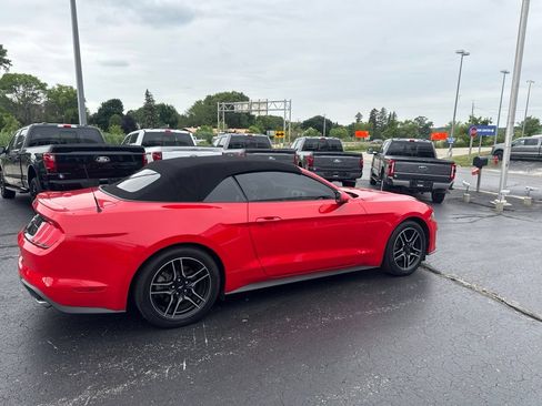 Used 2020 Ford Mustang Premium RWD image 5