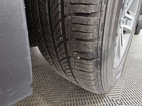 Used 2023 Honda Pilot EX-L image 47
