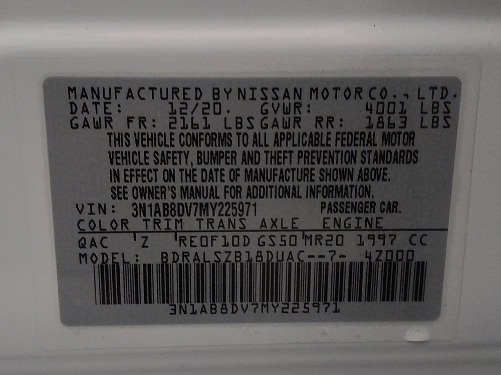 Used 2021 Nissan Sentra SR w/ SR Premium Package FWD image 33