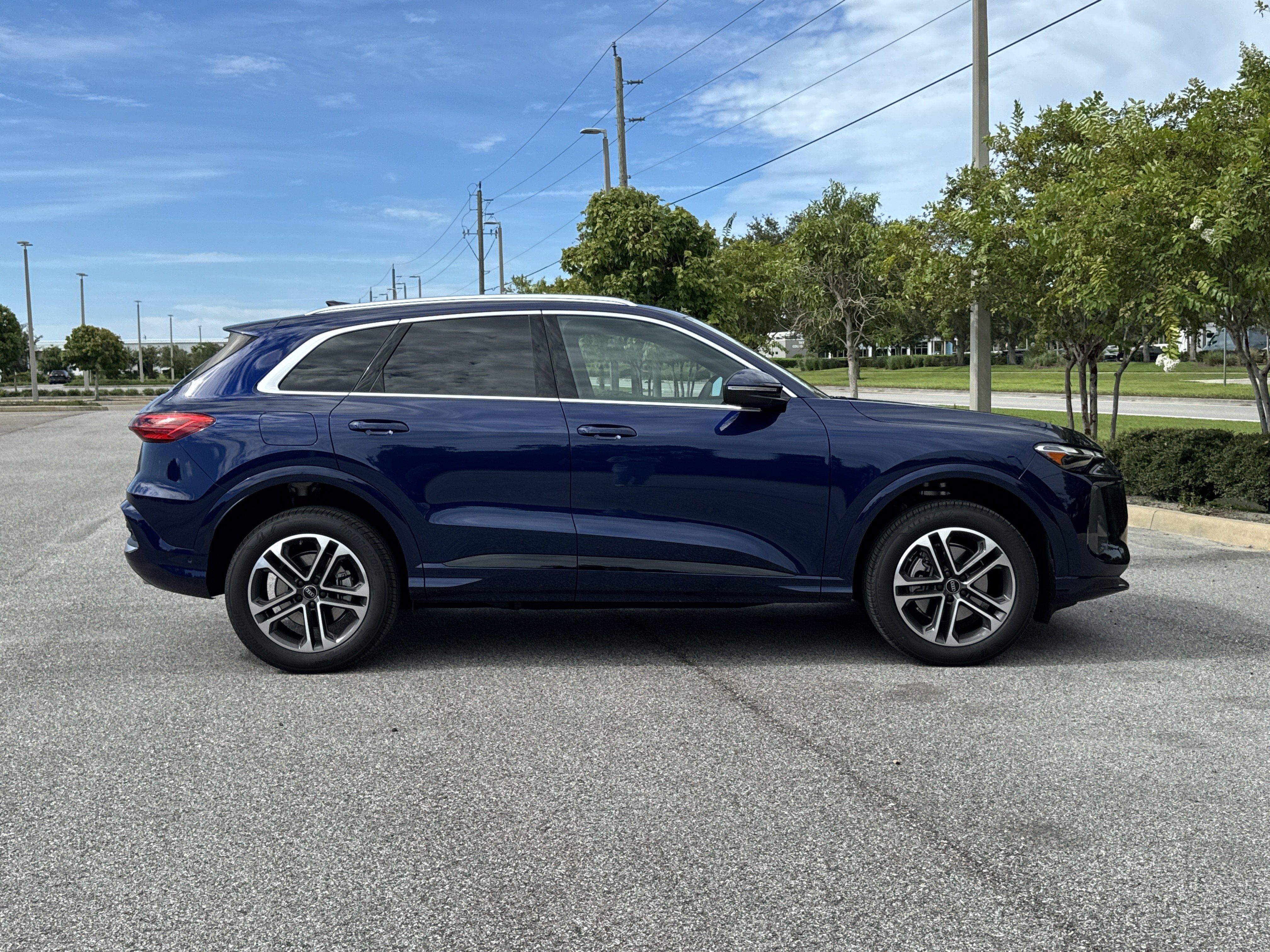 New 2026 Audi Q5 Premium AWD/4WD image 3