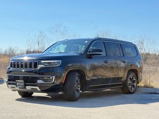 Used 2024 Jeep Wagoneer Series III video 3