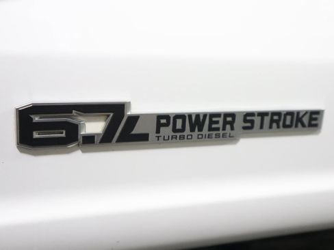 Used 2024 Ford F350 XLT image 19