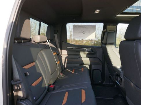 New 2026 GMC Sierra 1500 AT4 w/ AT4 Premium Package image 14