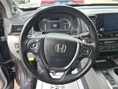 Used 2023 Honda Ridgeline RTL-E image 16