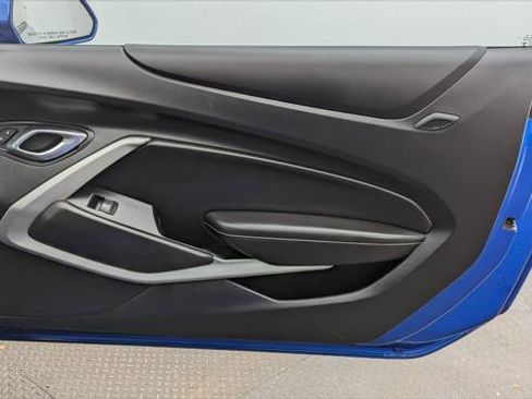 Used 2017 Chevrolet Camaro LS RWD image 21
