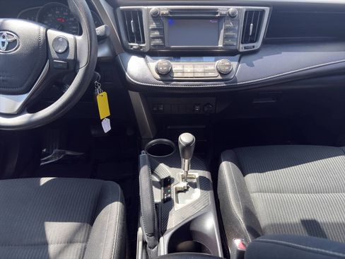 Used 2013 Toyota RAV4 XLE AWD/4WD image 9