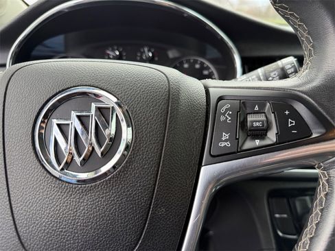 Used 2020 Buick Encore Preferred image 26