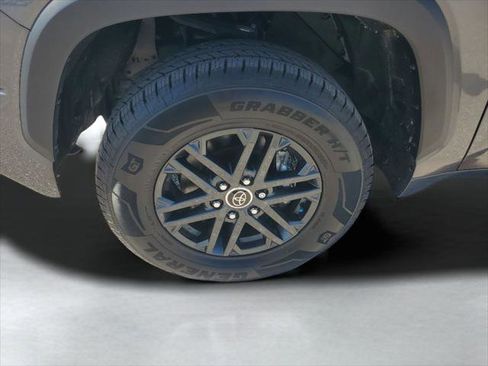 Certified 2023 Toyota Tundra SR5 w/ SR5 Convenience Package AWD/4WD image 25