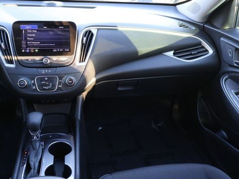 Used 2023 Chevrolet Malibu LS image 37