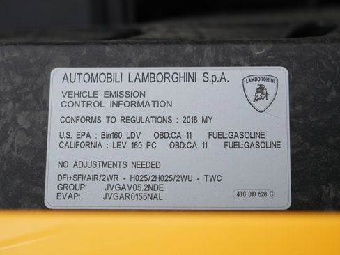 Used 2018 Lamborghini Huracan Performante image 82