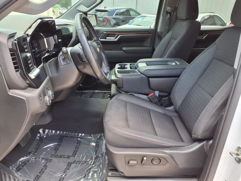 Used 2023 Chevrolet Silverado 1500 LT w/ Protection Package image 18