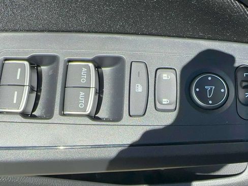 Used 2023 Honda Civic EX image 13