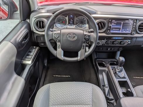 Used 2021 Toyota Tacoma SR5 RWD image 16