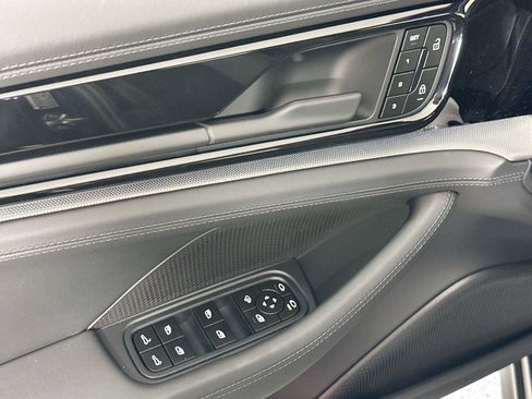 Used 2026 Porsche Panamera 4 AWD/4WD image 30