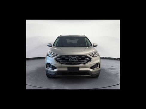 Used 2019 Ford Edge SEL w/ Equipment Group 201A AWD/4WD image 9