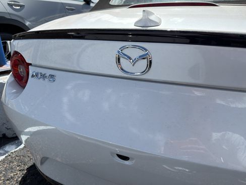 New 2026 MAZDA MX-5 Miata Club w/ Appearance Package RWD image 6