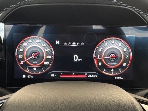 Used 2025 Hyundai Elantra N FWD image 11
