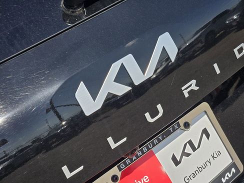 Used 2025 Kia Telluride SX FWD image 12