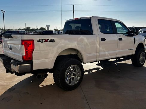 Used 2019 Ford F250 XL w/ STX Appearance Package AWD/4WD image 5