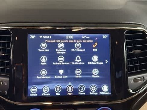 Used 2022 Jeep Grand Cherokee Laredo E image 16