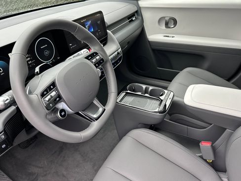 New 2026 Hyundai Ioniq 5 SEL image 10