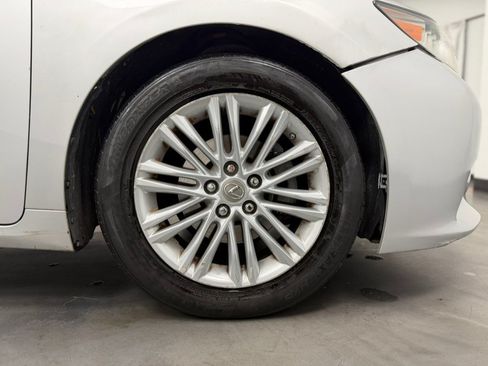 Used 2013 Lexus ES 350 w/ Luxury Pkg FWD image 67