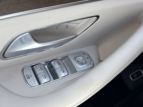 New 2026 Mercedes-Benz GLS 450 4MATIC image 21