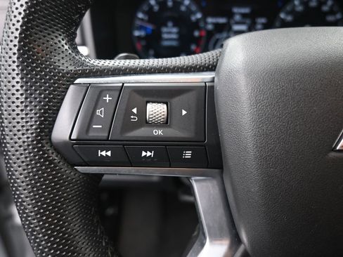 Used 2023 Mitsubishi Outlander SE AWD/4WD image 28
