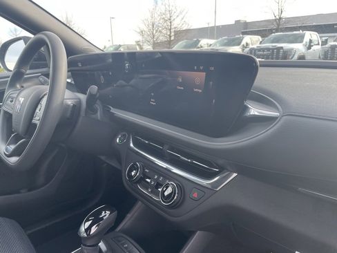 New 2026 Buick Envista Preferred w/ Advanced Safety Package image 30