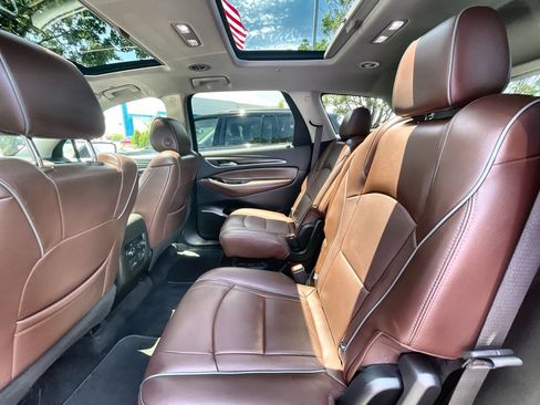 Used 2021 Buick Enclave Avenir w/ Avenir Technology Package FWD image 26