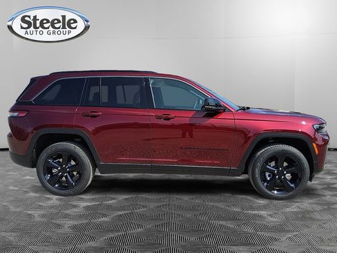 New 2026 Jeep Grand Cherokee Limited w/ Limited Altitude Package image 6
