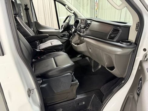 Used 2023 Ford Transit 150 Low Roof AWD image 7
