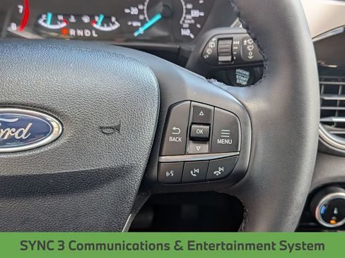Used 2022 Ford Escape SE w/ SE Sport Appearance Package FWD image 21