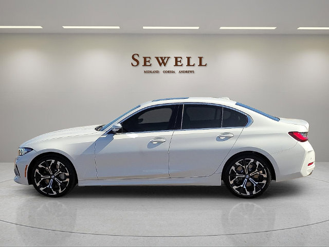 Used 2026 BMW 330i Sedan w/ Premium Package RWD image 2
