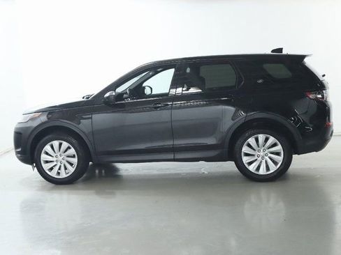 Used 2020 Land Rover Discovery Sport SE image 4