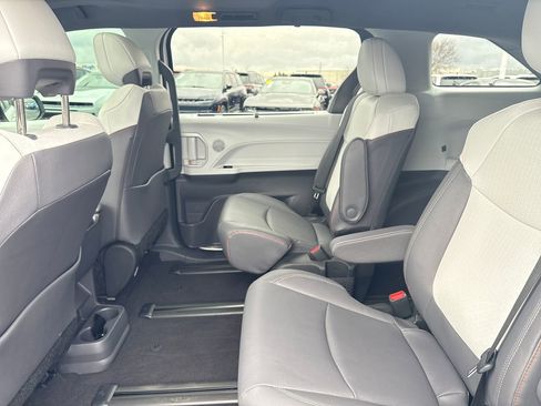 Used 2024 Toyota Sienna XSE image 13