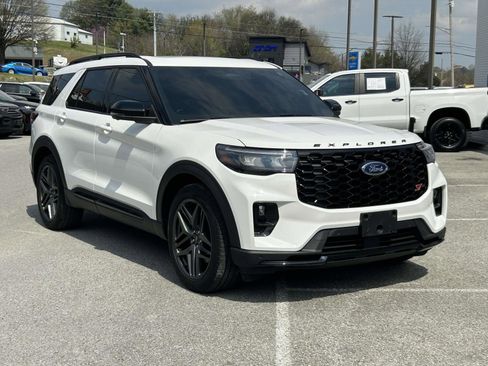 Used 2025 Ford Explorer ST w/ Sun And Sound Package image 1